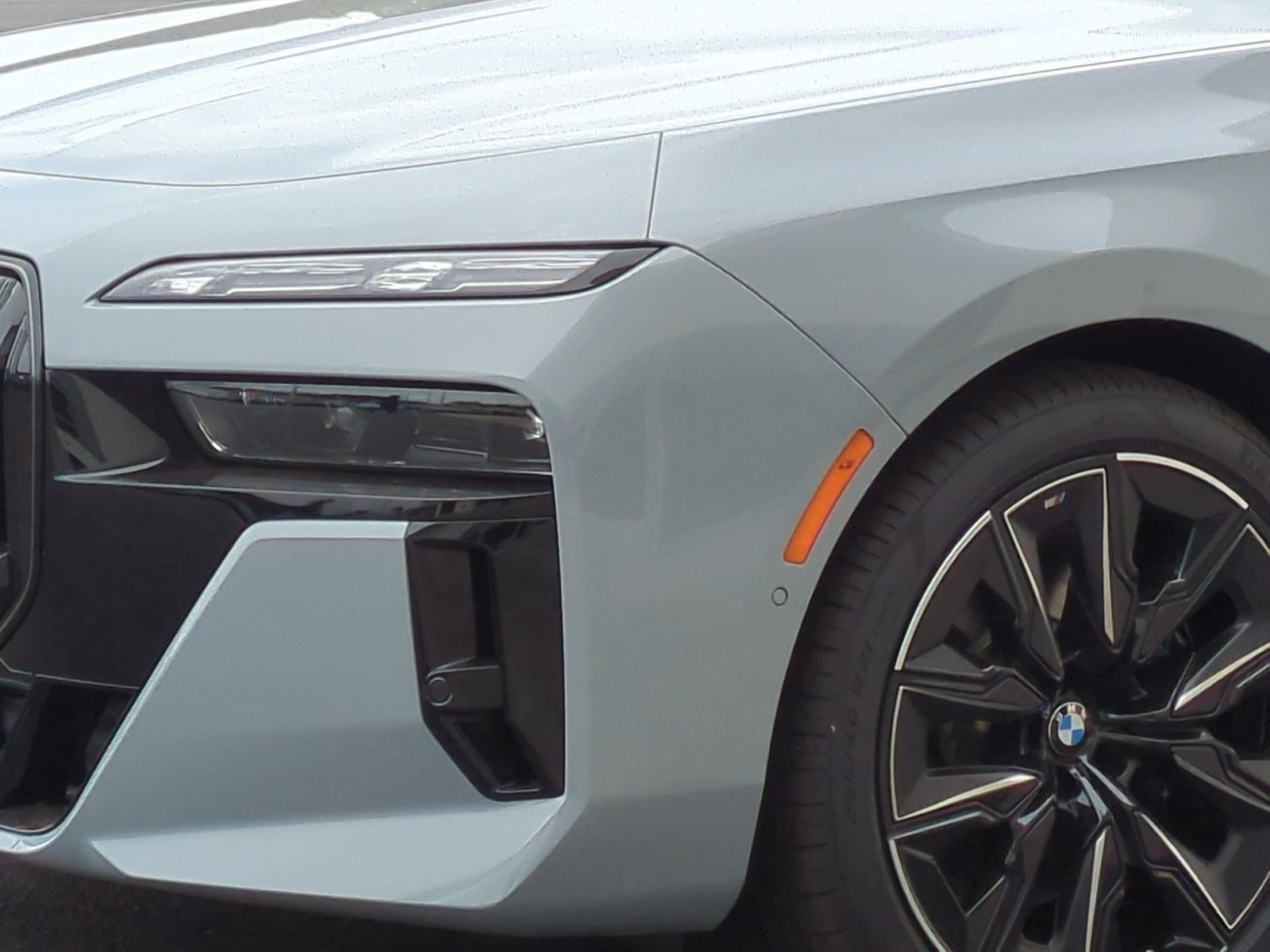 New 2026 BMW 760i xDrive AWD/4WD image 6