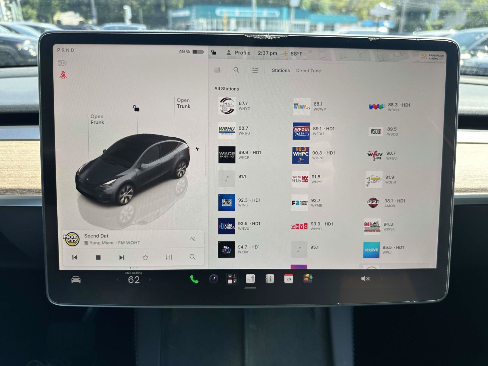 Used 2023 Tesla Model Y Long Range AWD/4WD image 32