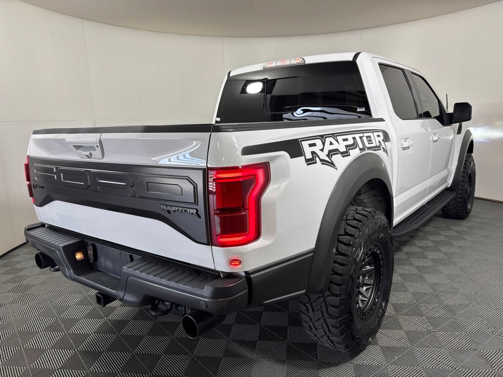 Used 2018 Ford F150 Raptor w/ Equipment Group 802A Luxury AWD/4WD image 5