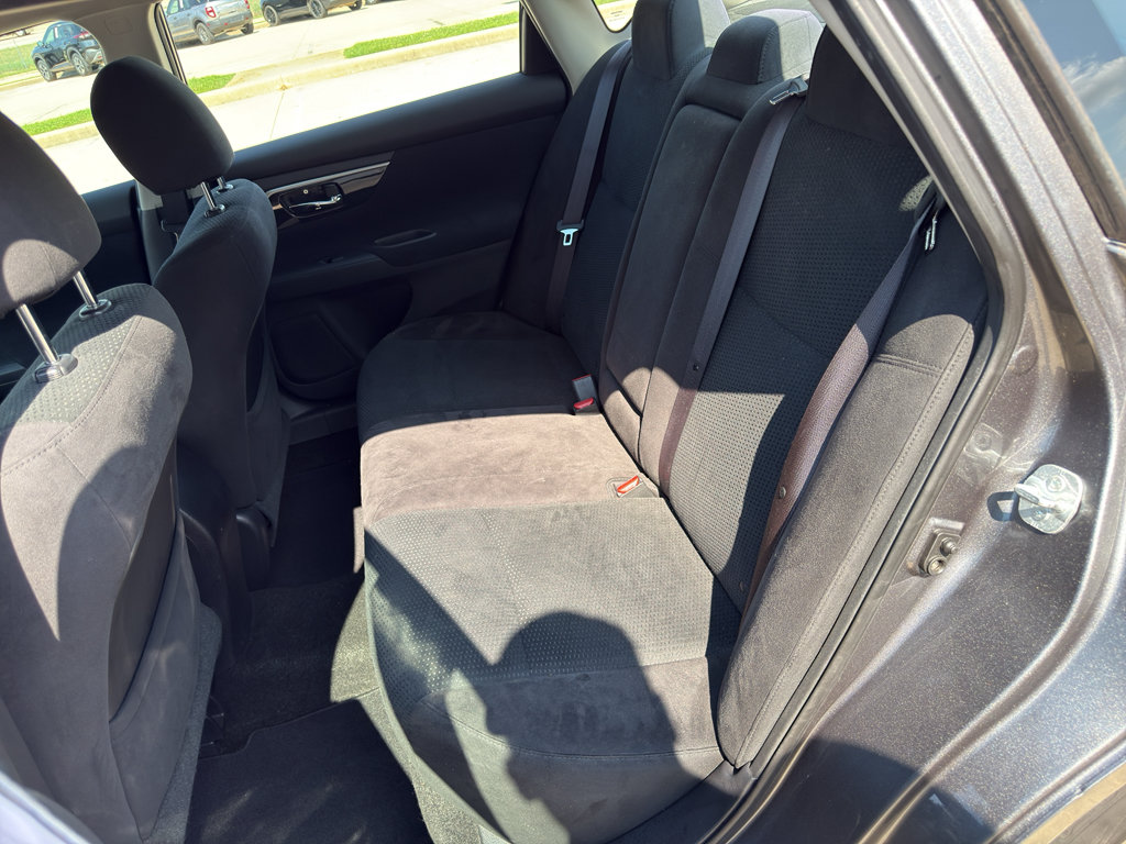 Used 2014 Nissan Altima 2.5 S w/ Display Audio Package FWD image 10