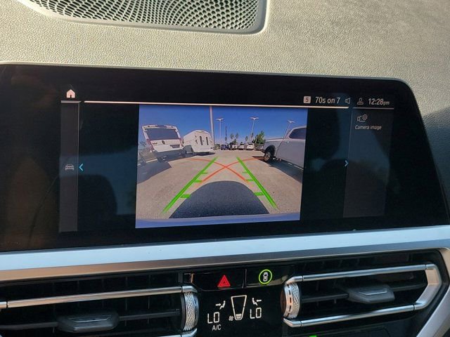 Used 2022 BMW 330e image 30