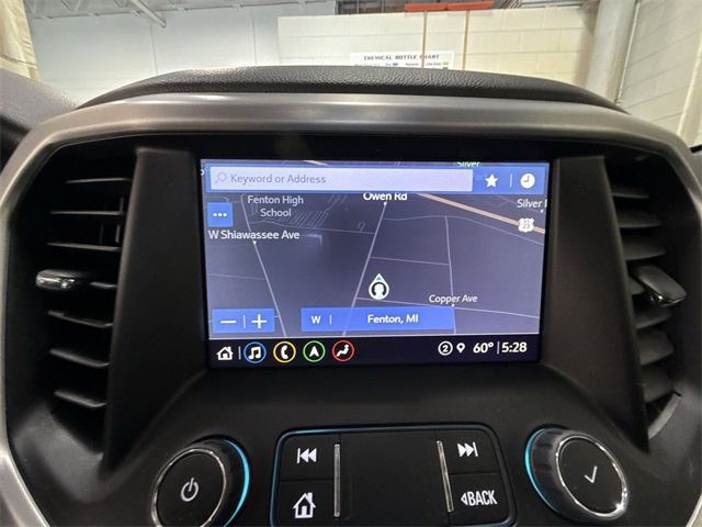 Certified 2023 GMC Acadia SLT w/ Preferred Package image 18