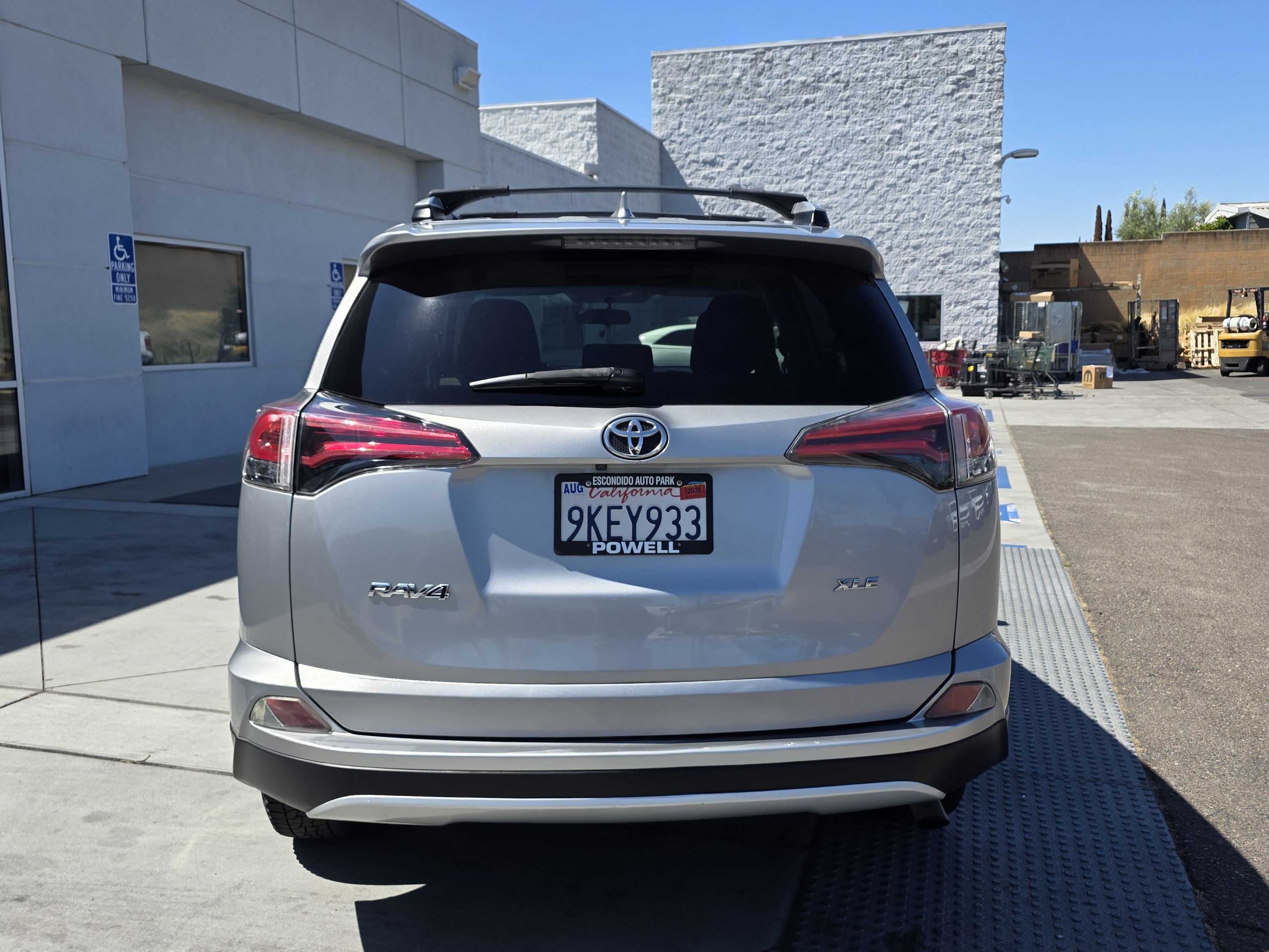 Used 2016 Toyota RAV4 XLE FWD image 4