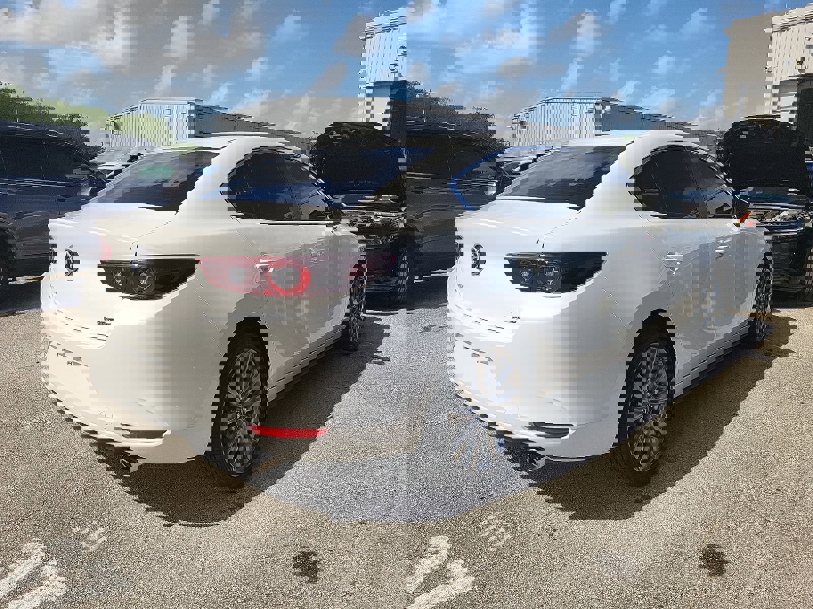 Used 2023 MAZDA MAZDA3 s image 3