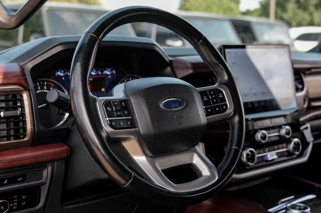 Used 2024 Ford Expedition Max Limited RWD image 15