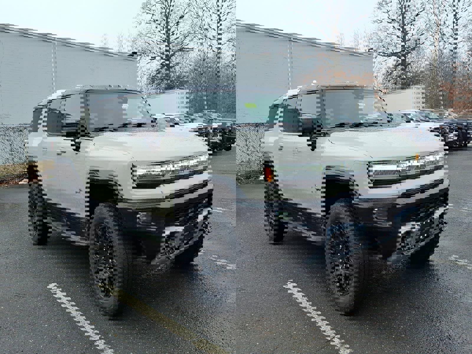 New 2026 GMC Hummer EV SUV w/ LPO, Dark Essentials Package image 1