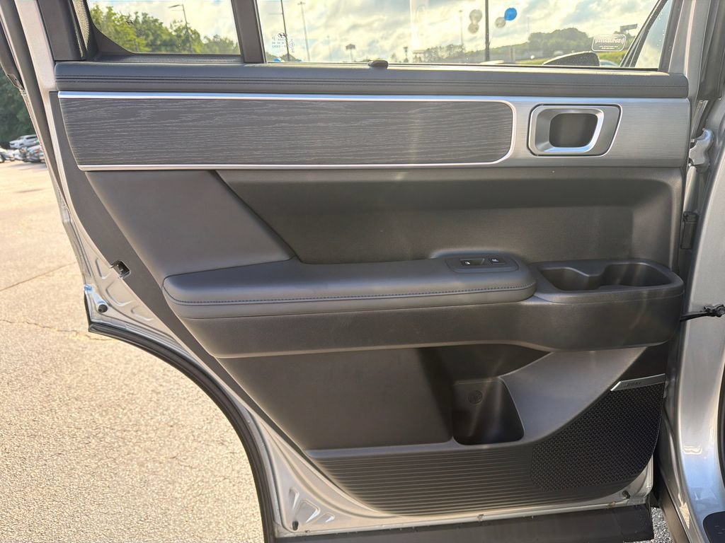 Used 2024 Hyundai Santa Fe Limited FWD image 22
