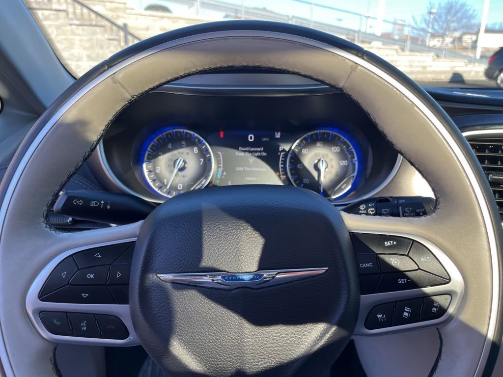 Used 2018 Chrysler Pacifica Limited w/ Tire & Wheel Group image 23