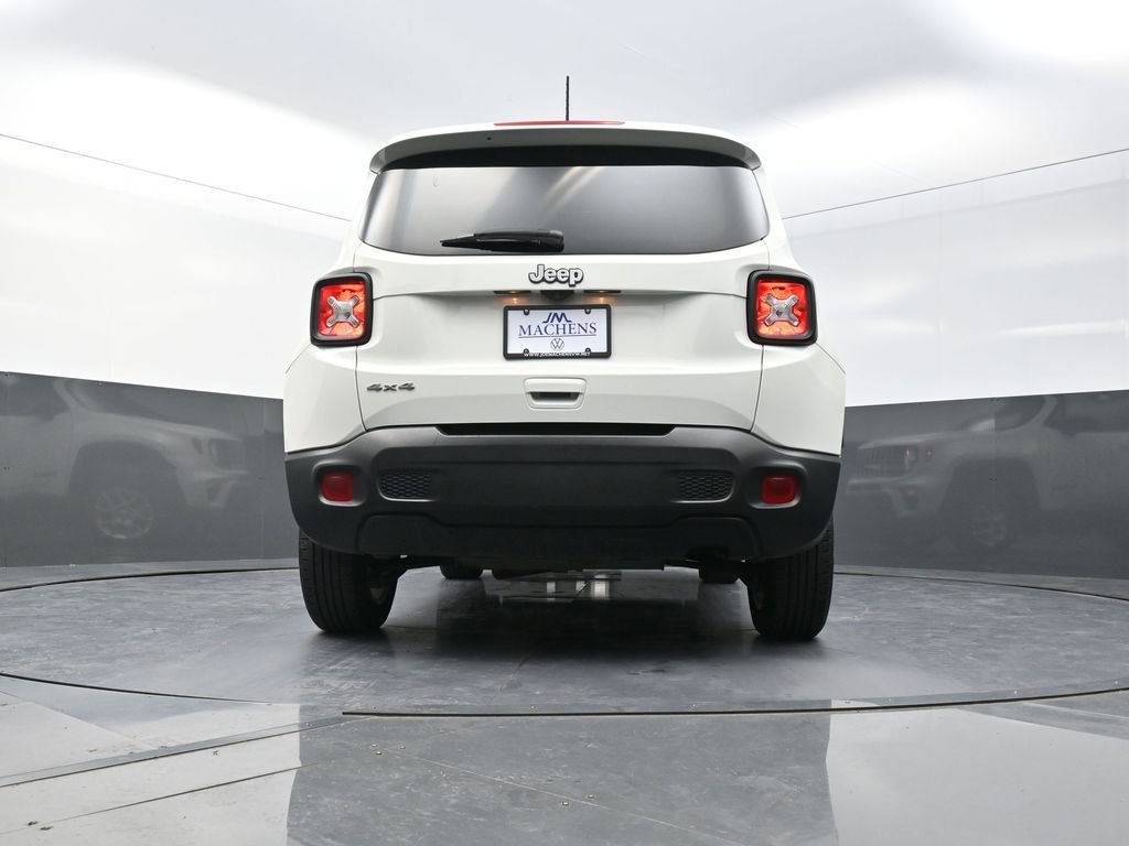 Used 2023 Jeep Renegade Latitude image 28