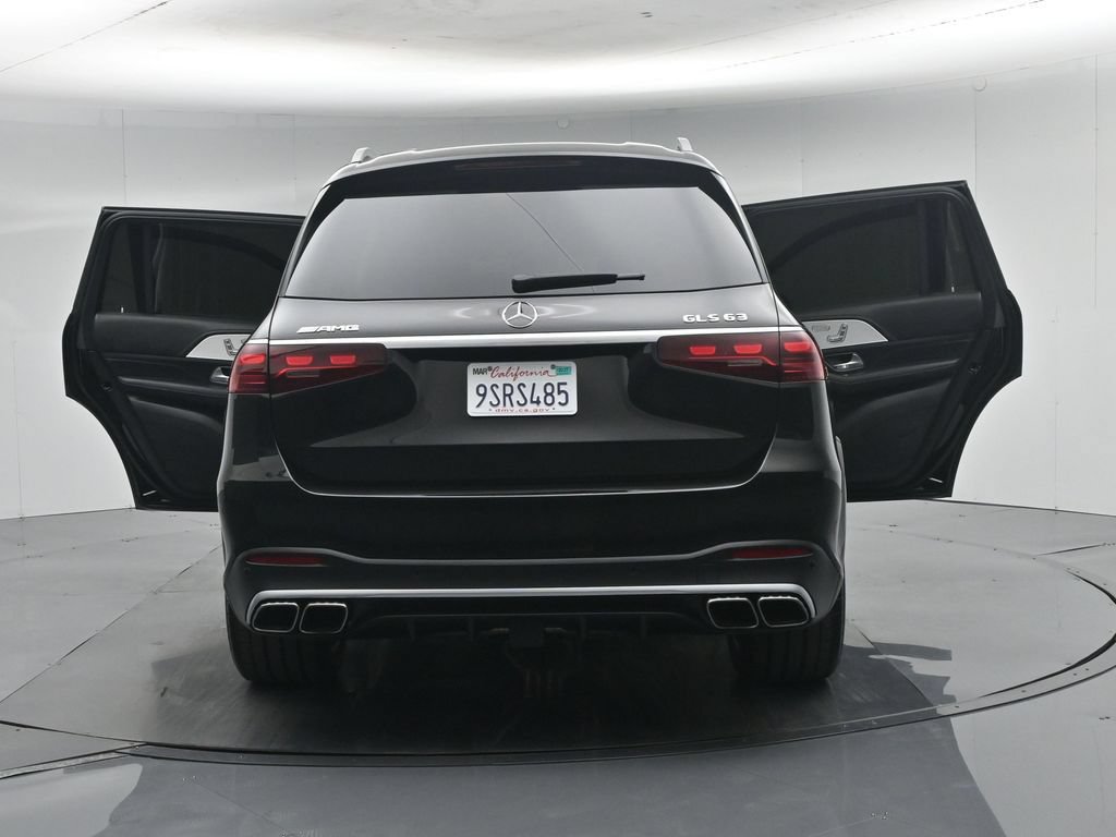Used 2025 Mercedes-Benz GLS 63 AMG 4MATIC image 29
