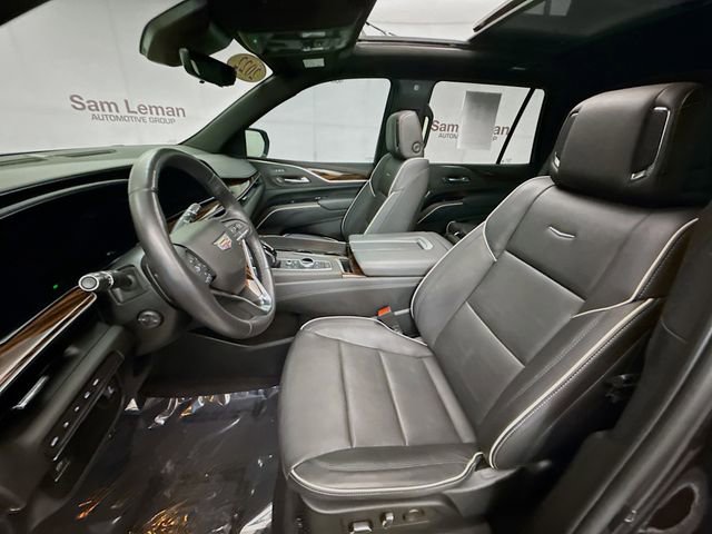 Used 2022 Cadillac Escalade Premium Luxury AWD/4WD image 23