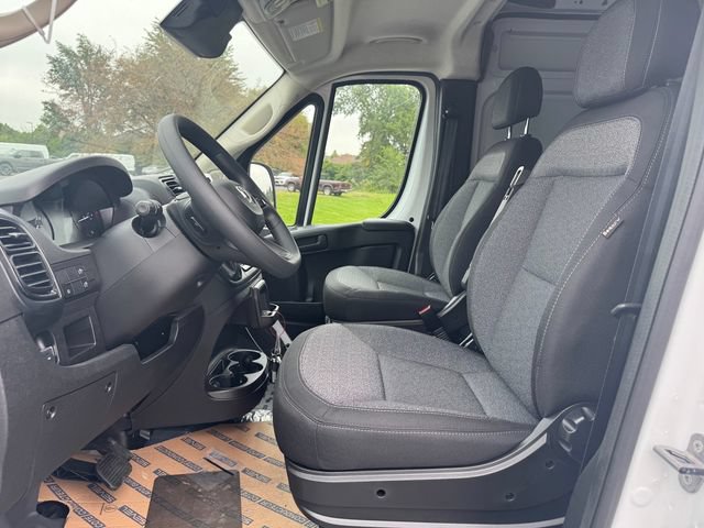 New 2027 RAM ProMaster 2500 w/ Convenience Group FWD image 18