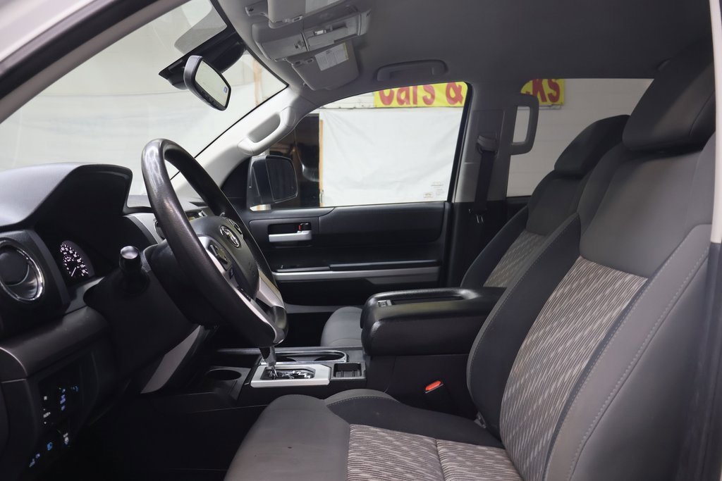 Used 2020 Toyota Tundra SR5 w/ TRD Off-Road Package image 16