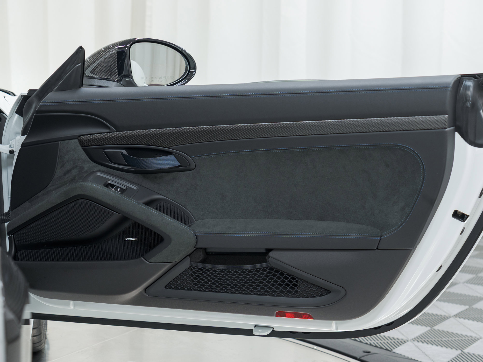 Used 2024 Porsche 718 Cayman GT4 RS image 32