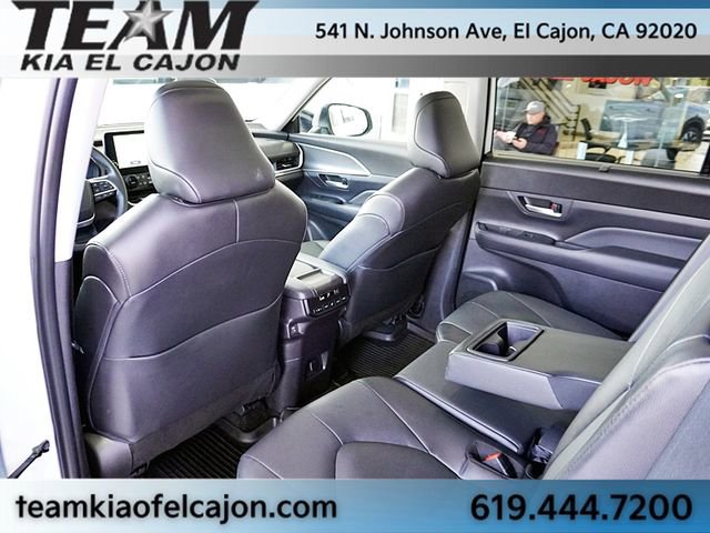 Used 2026 Toyota Grand Highlander XLE image 18