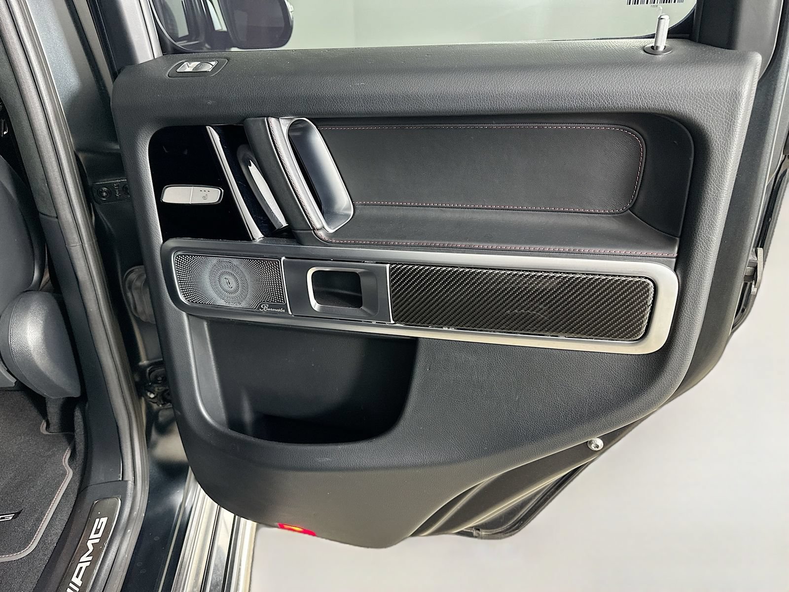 Used 2023 Mercedes-Benz G 63 AMG 4MATIC w/ G Manufaktur Interior Package image 41