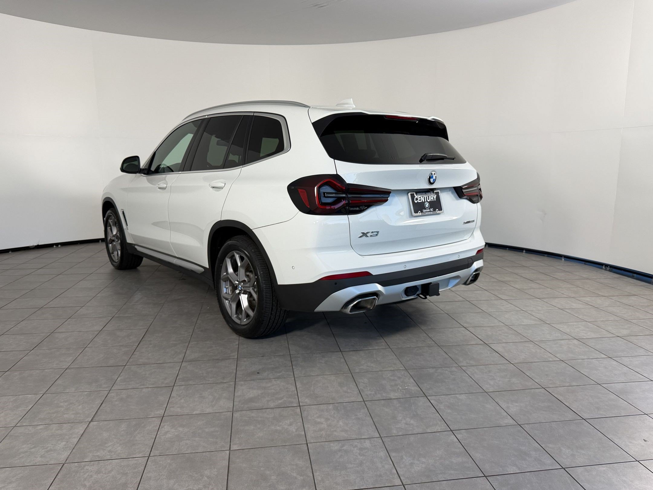 Certified 2023 BMW X3 xDrive30i w/ Convenience Package AWD/4WD image 3