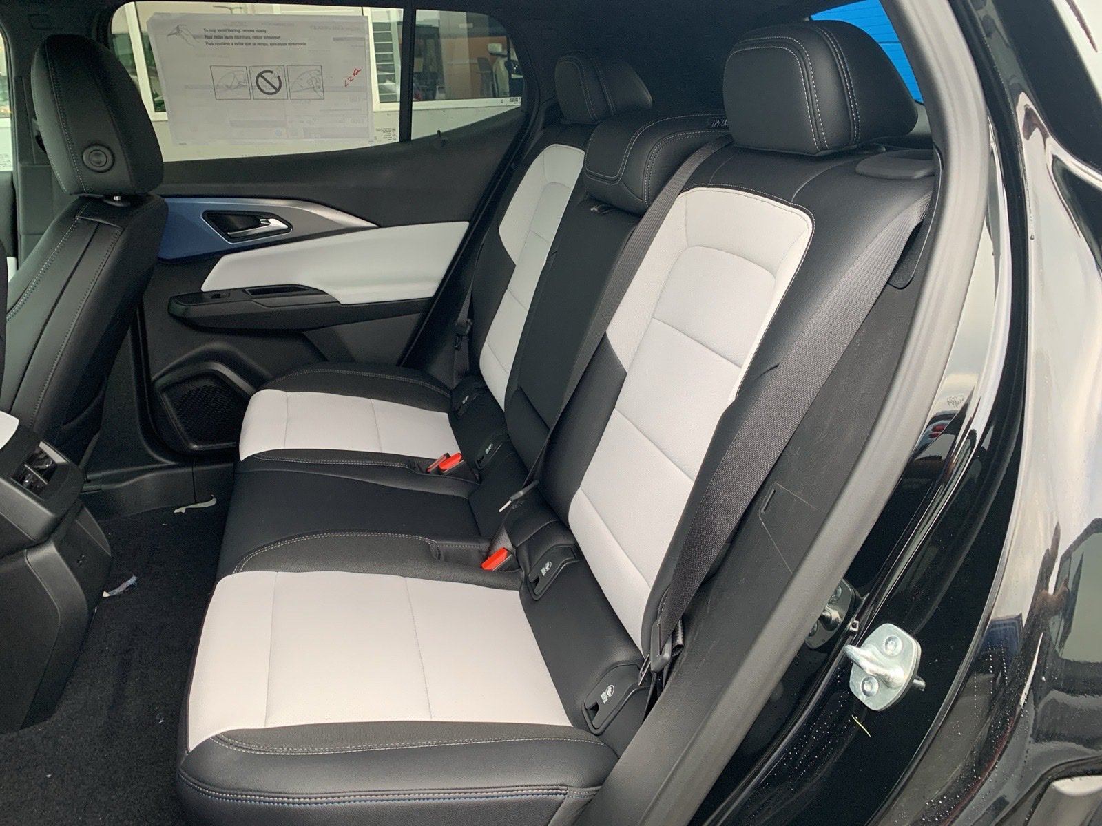 New 2026 Chevrolet Equinox EV LT FWD image 16
