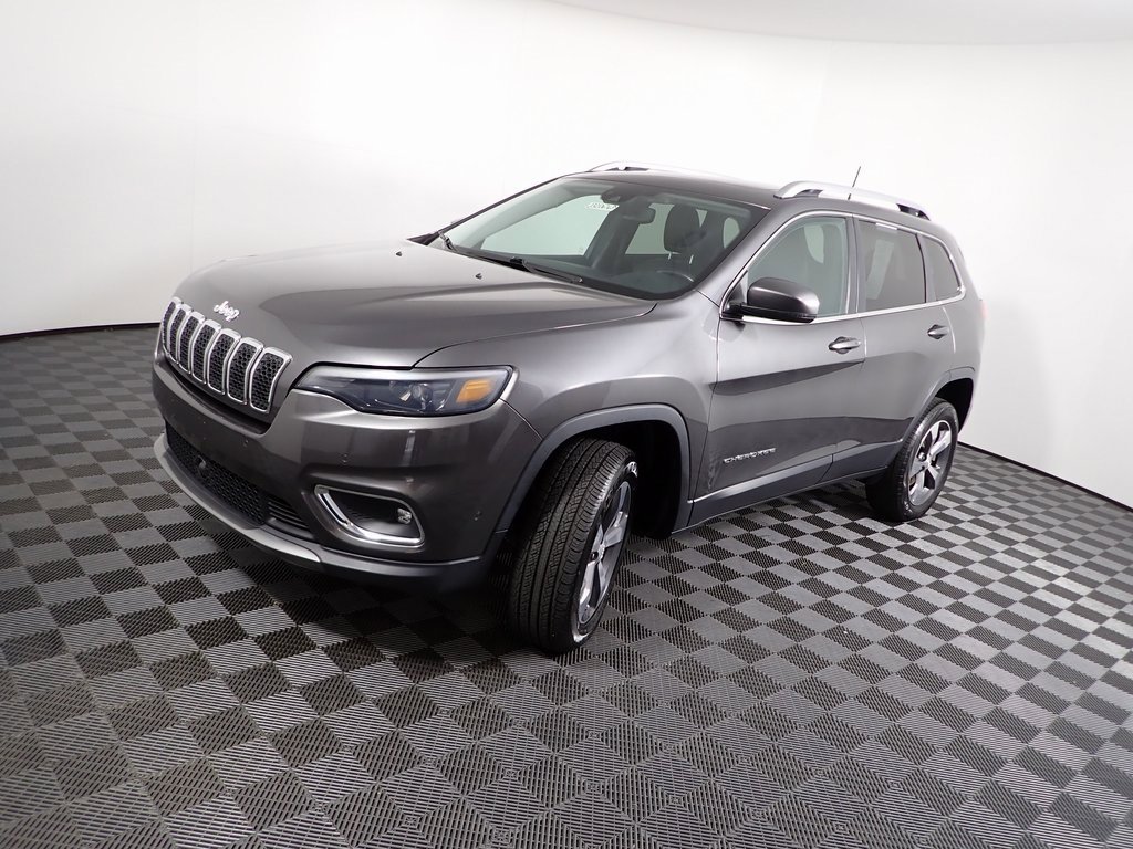 Used 2019 Jeep Cherokee Limited w/ Technology Group image 12