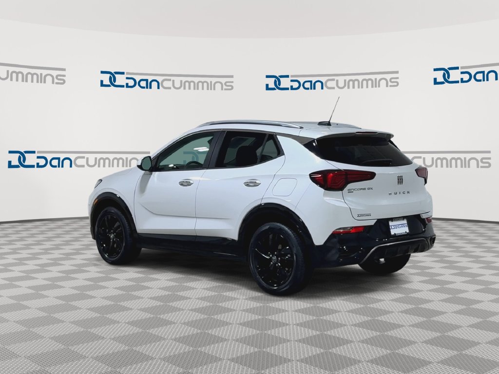 Used 2024 Buick Encore GX Sport Touring AWD/4WD image 6