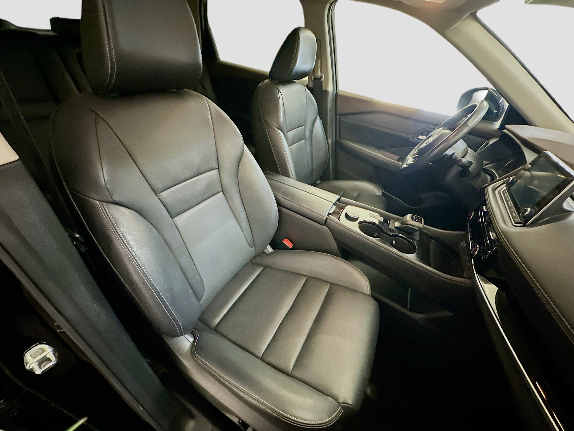 Used 2023 Nissan Rogue SL image 33