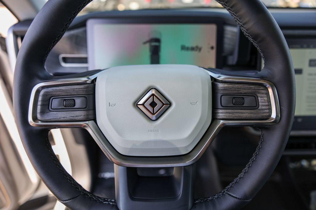 Used 2026 Rivian R1T Adventure AWD/4WD image 15
