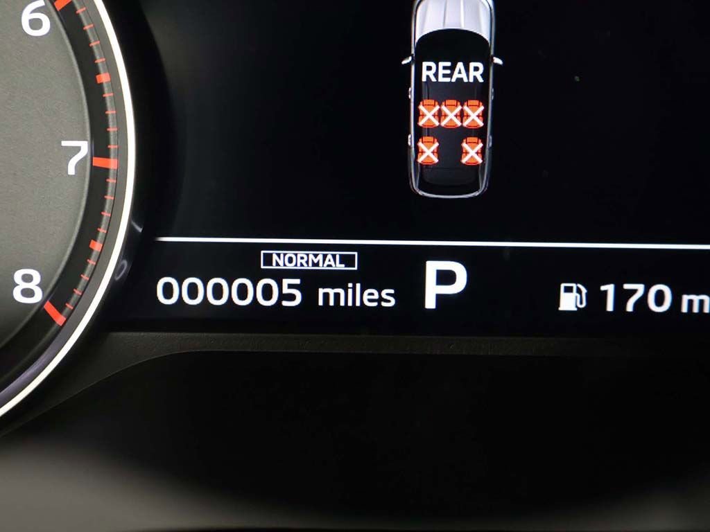New 2026 Mitsubishi Outlander LE FWD image 37