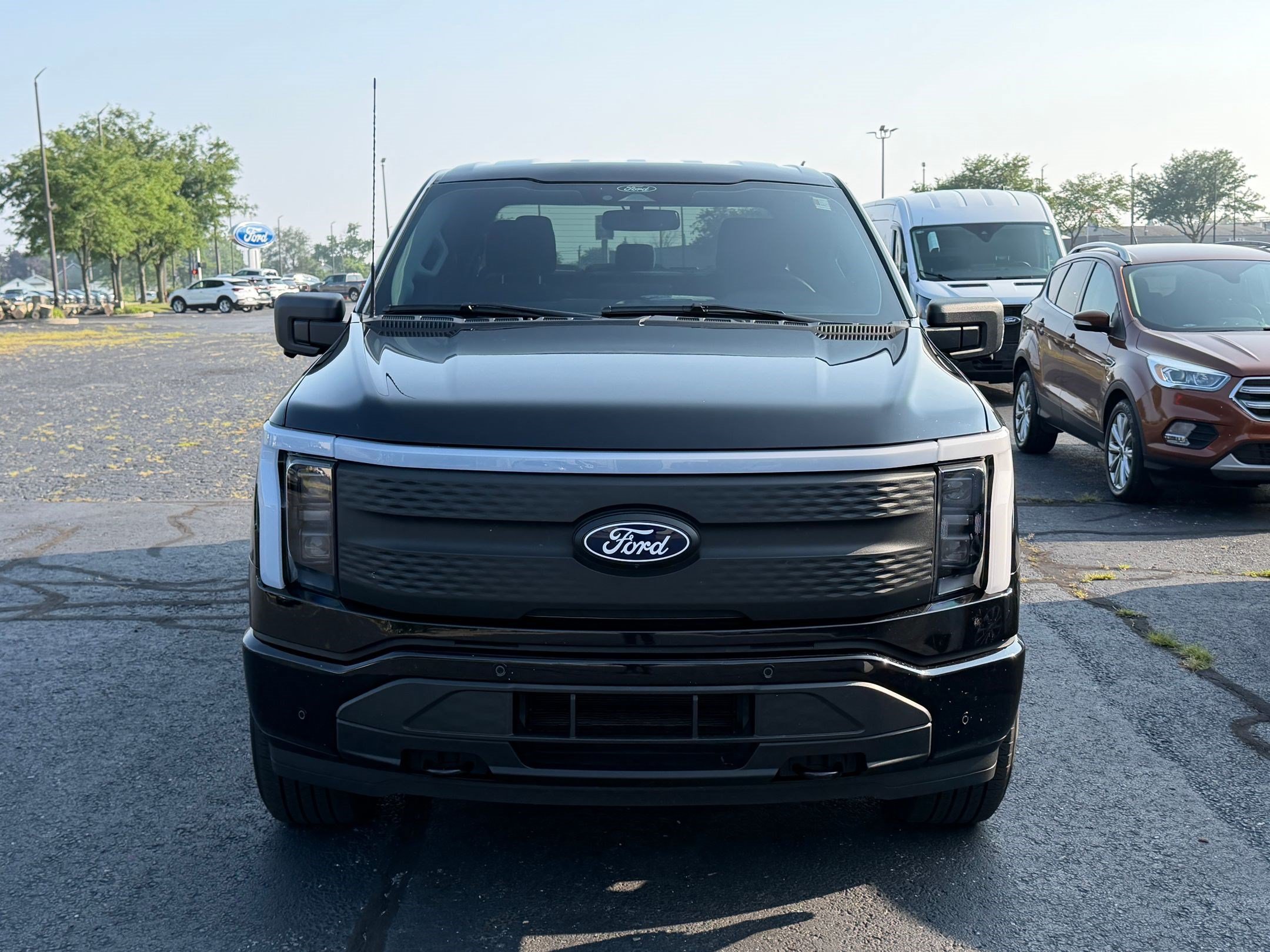 Used 2024 Ford F150 Lightning Flash AWD/4WD image 3