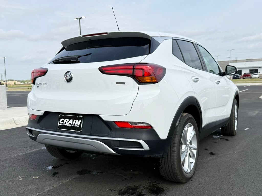 Used 2023 Buick Encore GX Preferred w/ Cold Weather Comfort Package FWD image 8