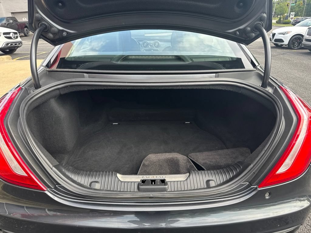 Used 2017 Jaguar XJ L Portfolio AWD/4WD image 63