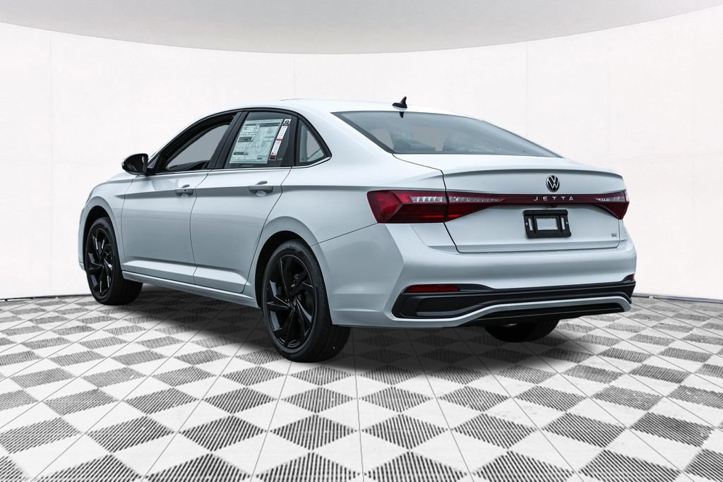 Used 2026 Volkswagen Jetta SE FWD image 13