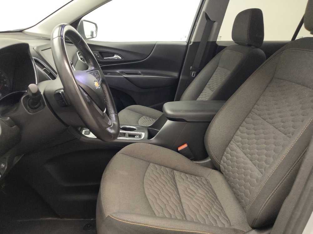 Used 2021 Chevrolet Equinox LT AWD/4WD image 17