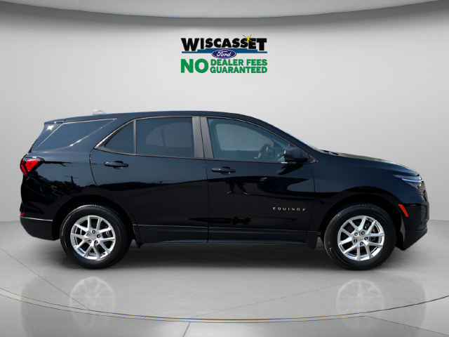 Used 2024 Chevrolet Equinox LS w/ LS Convenience Package AWD/4WD image 6