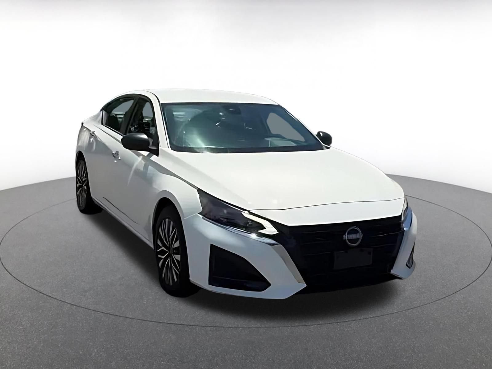 Used 2025 Nissan Altima 2.5 SV FWD video 2