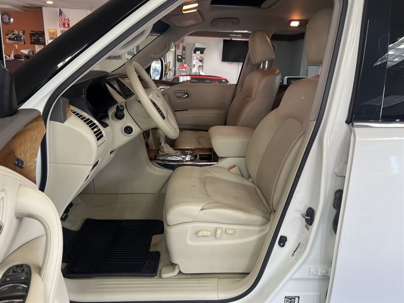 Used 2014 INFINITI QX80 2WD image 9