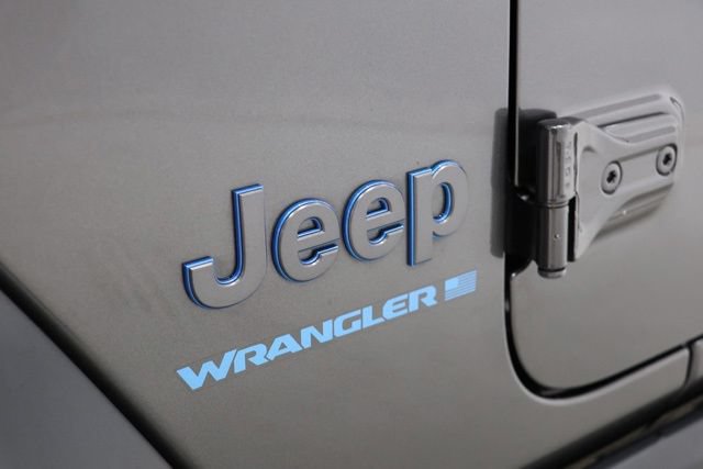 Used 2023 Jeep Wrangler Unlimited w/ Cold Weather Group AWD/4WD image 12