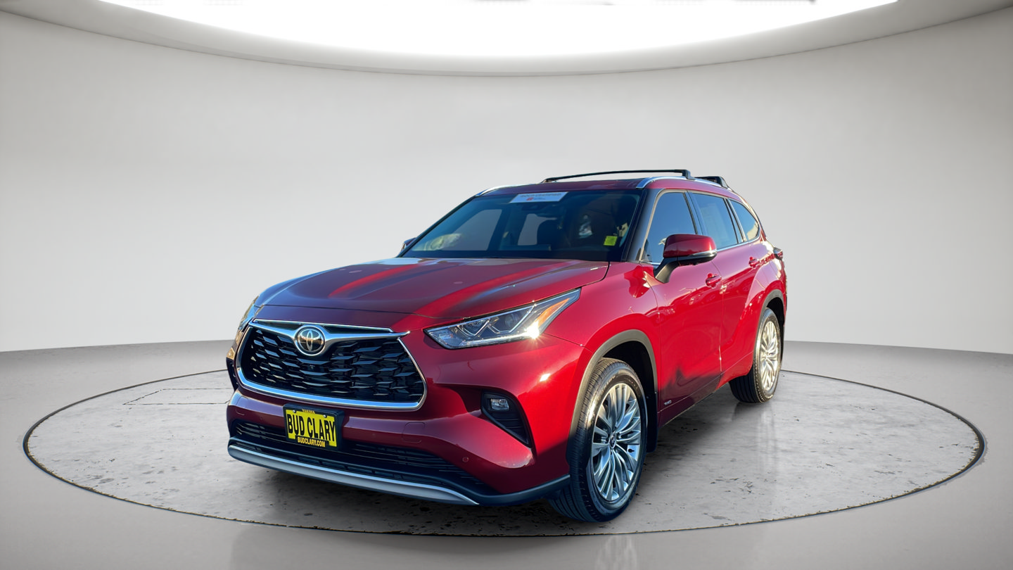 Certified 2026 Toyota Highlander Platinum