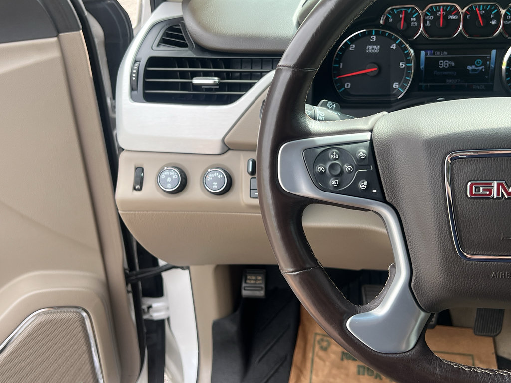 Used 2019 GMC Yukon SLT w/ Premium Edition AWD/4WD image 32