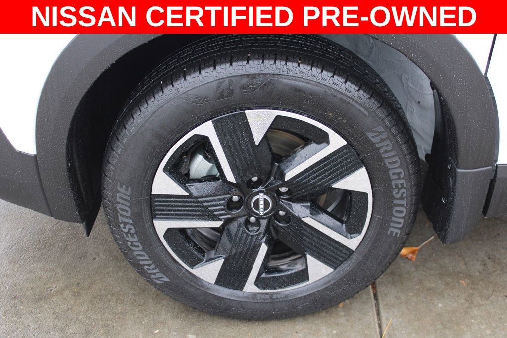 Certified 2025 Nissan Kicks SV image 12
