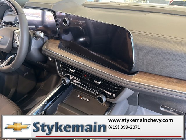 New 2026 Chevrolet Suburban High Country image 21