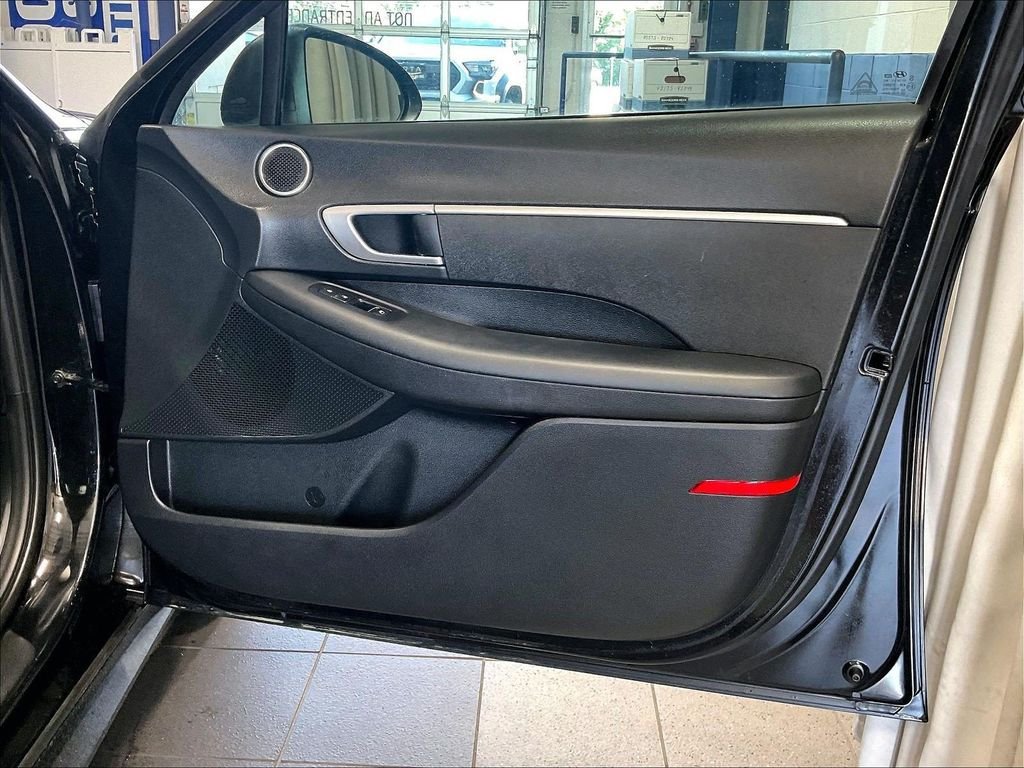 Used 2021 Hyundai Sonata SE FWD image 12