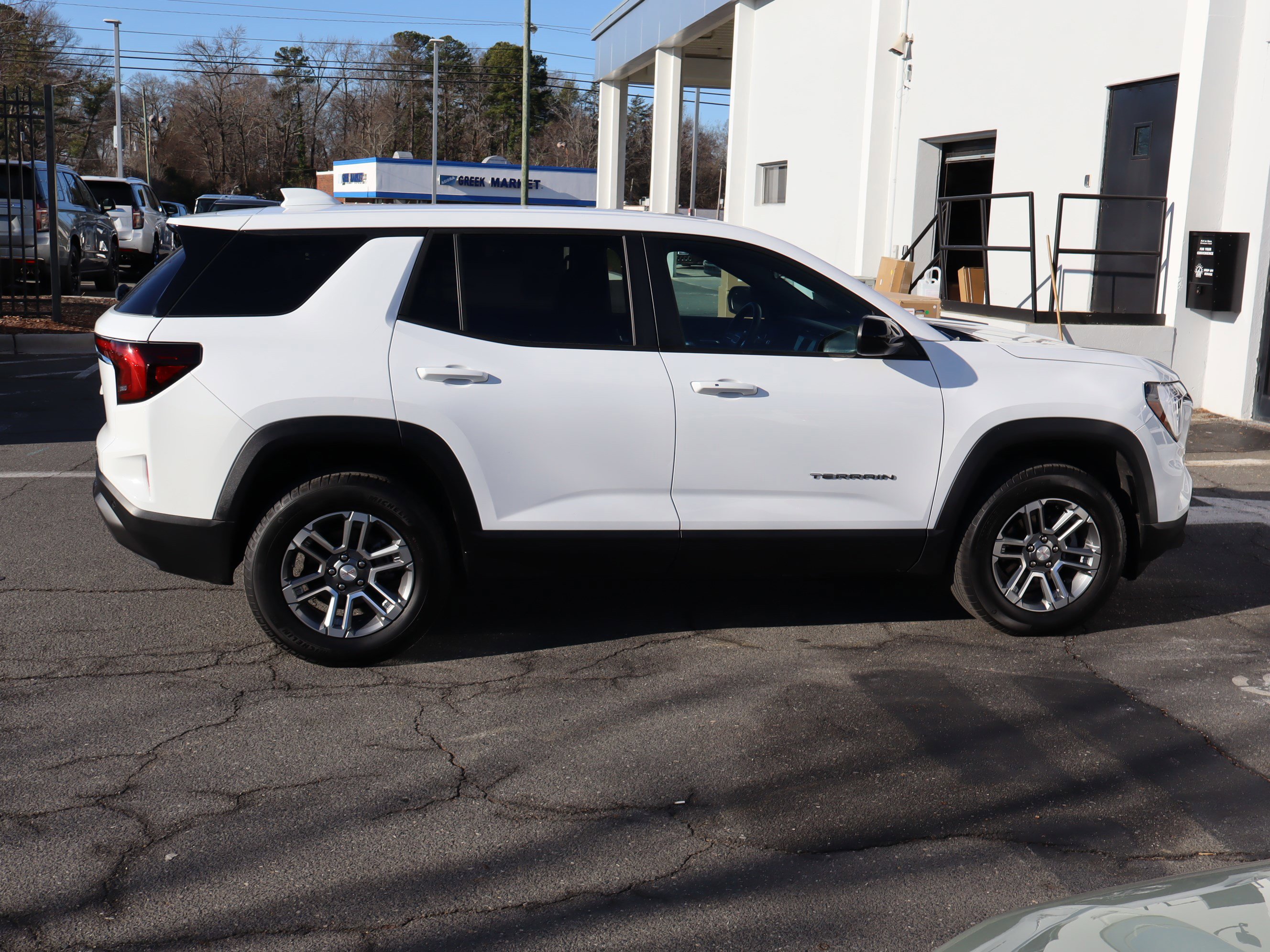 Certified 2025 GMC Terrain Elevation image 11