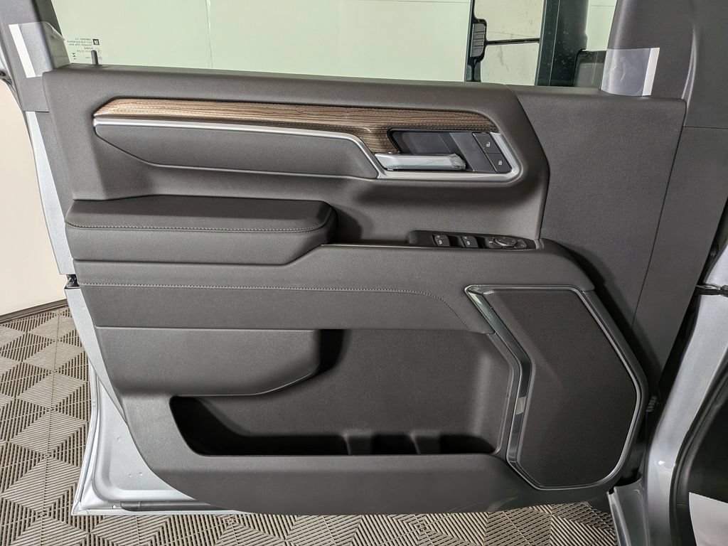 New 2026 Chevrolet Silverado 3500 LT AWD/4WD image 13