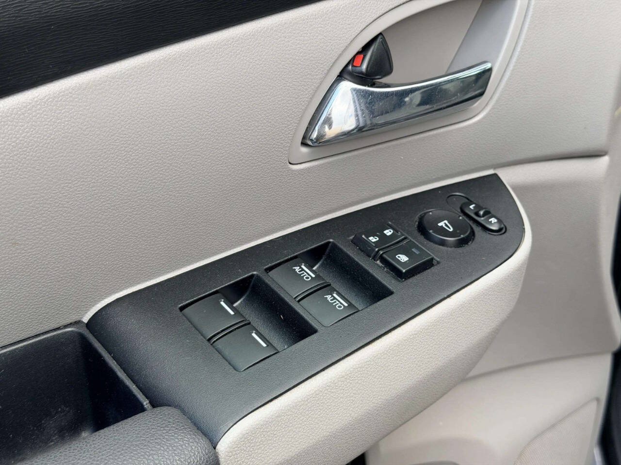 Used 2016 Honda Odyssey EX-L image 15