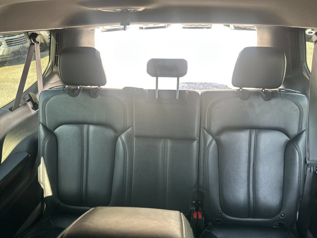 Used 2024 Jeep Wagoneer L Series II RWD image 24
