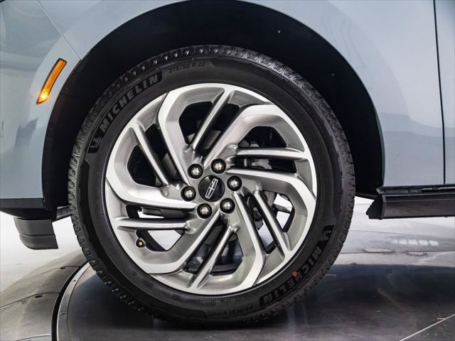 New 2027 Lincoln Navigator L Reserve AWD/4WD image 12
