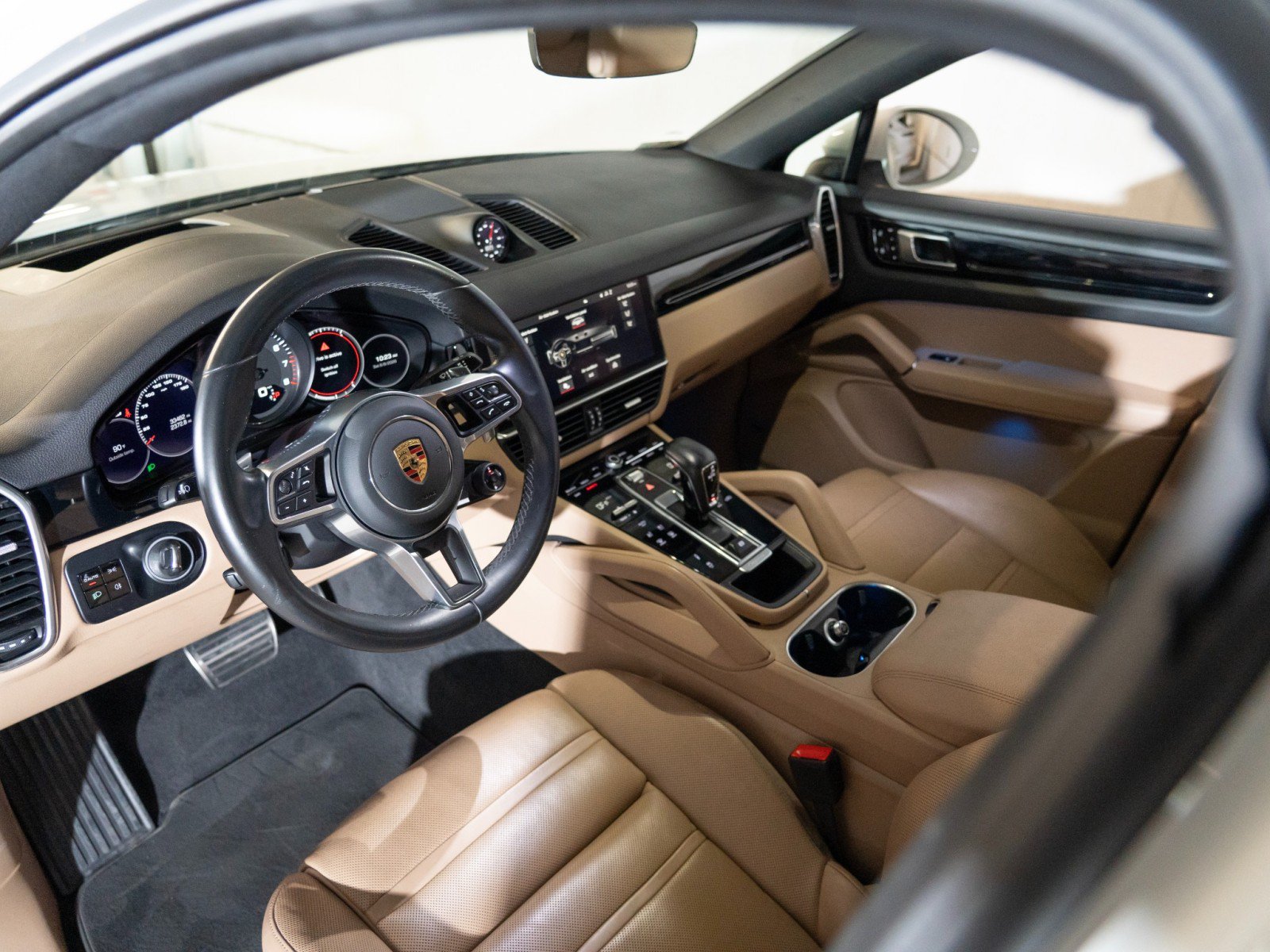 Certified 2021 Porsche Cayenne S AWD/4WD image 4