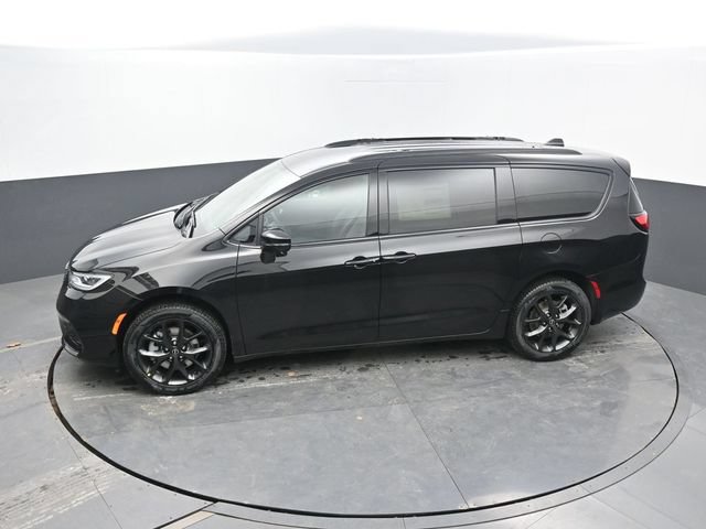 New 2026 Chrysler Pacifica Select w/ S Appearance Package AWD/4WD image 45