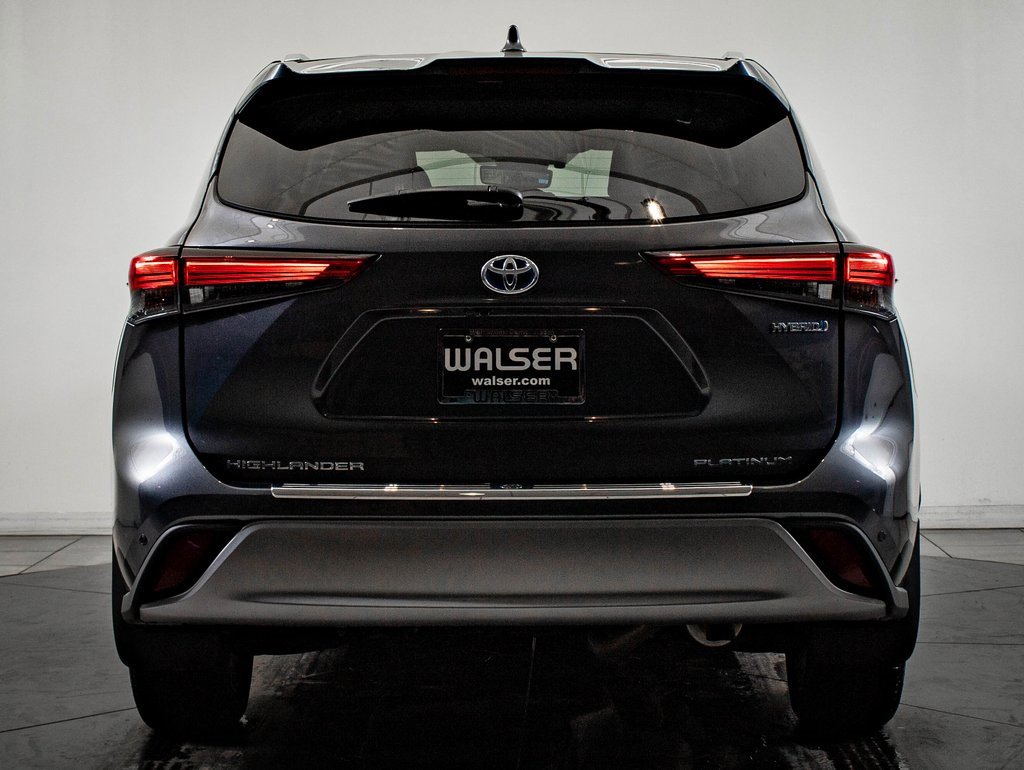 Used 2023 Toyota Highlander Platinum image 7
