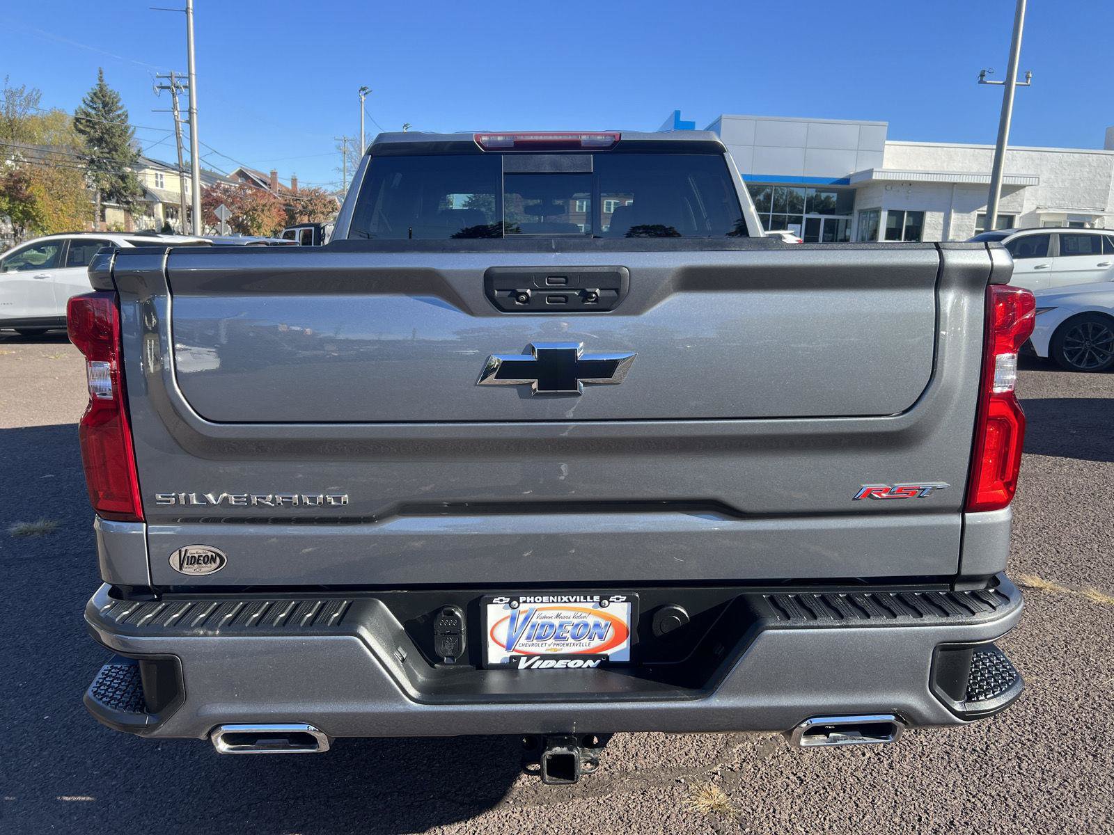 Used 2021 Chevrolet Silverado 1500 RST w/ Convenience Package II AWD/4WD image 6